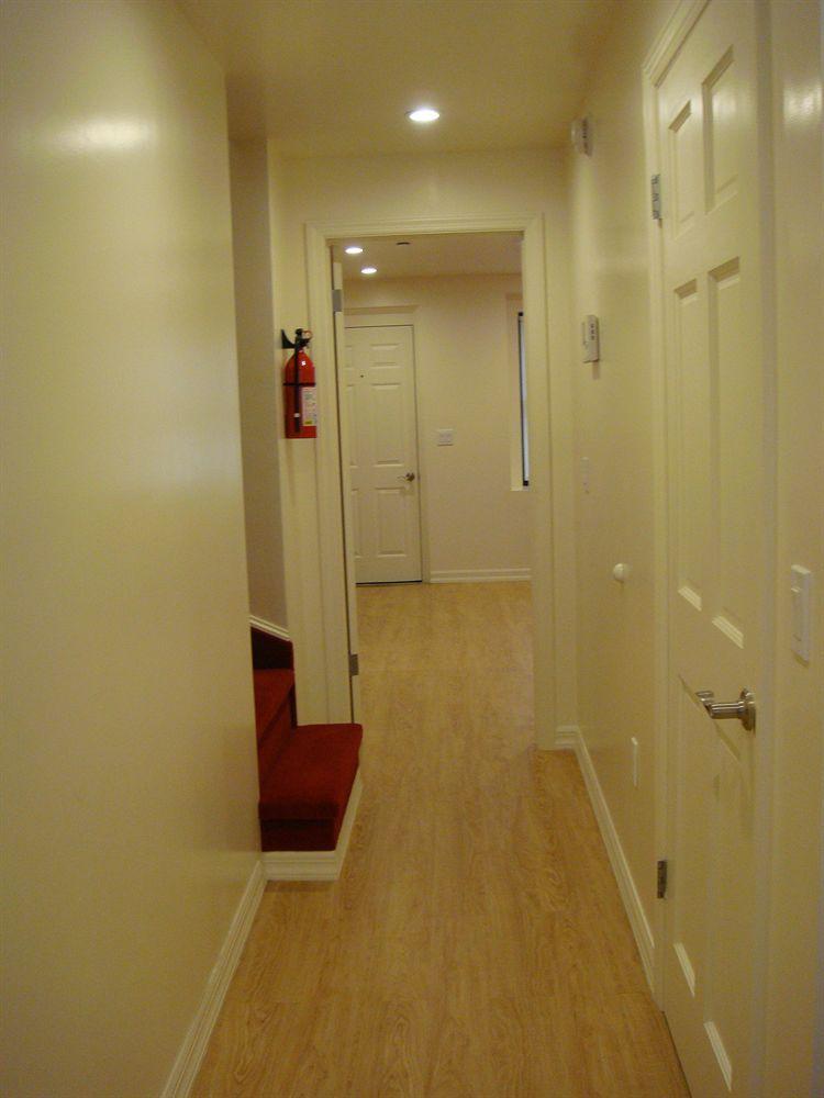 Four Bedroom Duplex Apartments นิวยอร์ก ภายนอก รูปภาพ